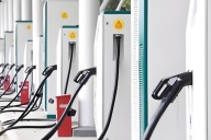 充電樁和儲(chǔ)能系統(tǒng)應(yīng)該怎么配合好？