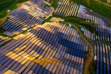 光伏發(fā)電穩(wěn)定嗎？景能電力技術(shù)人員這么說！