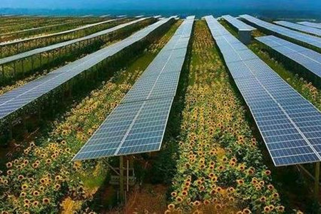 屋頂安裝光伏發(fā)電對房屋有害嗎？這些方面需考量！