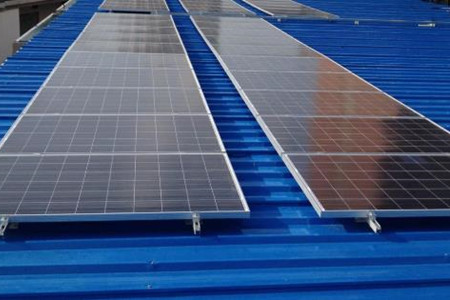 實現(xiàn)光伏發(fā)電技術(shù)新突破需要多方研究和創(chuàng)新！