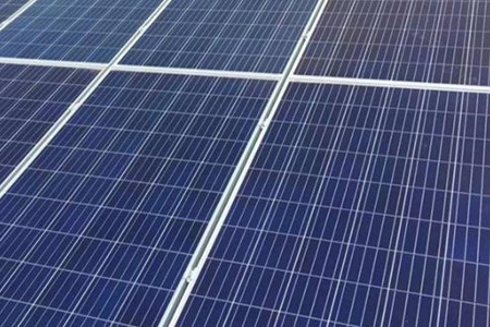 屋頂光伏發(fā)電，綠色能源與舒適生活的良好結(jié)合！